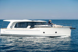 Greenline Yachts - 40 GREENLINE