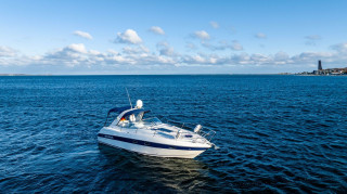 Thumbnail - '32' BAVARIA 32 sport