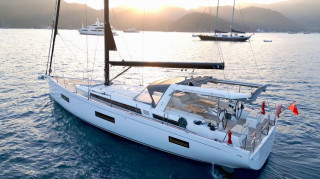 Thumbnail - Beneteau Oceanis 60