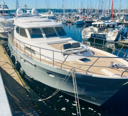 Thumbnail - Elling E6