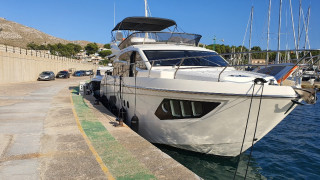 Thumbnail - Absolute 52 Fly