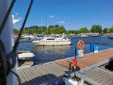 Sea Ray - 300 Express Cruiser