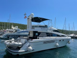 Fairline Squadron 52 Fly