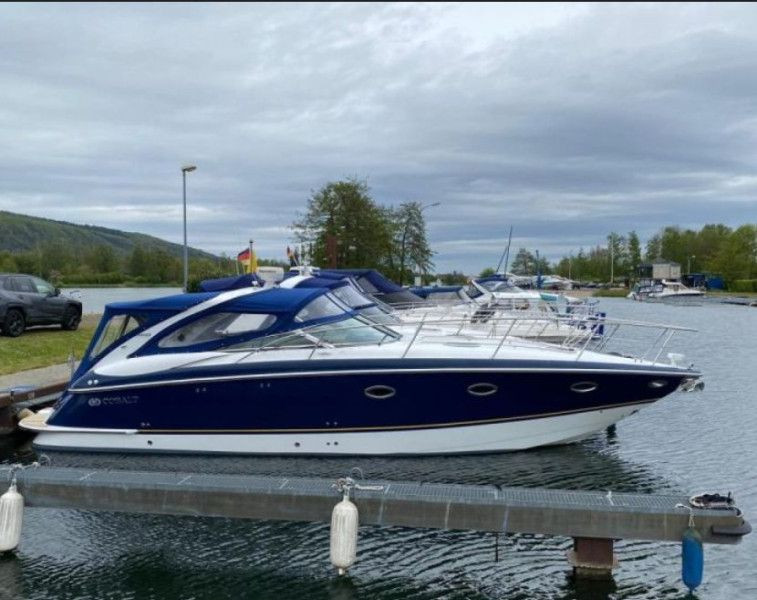 Cobalt Boats - Cobalt 360 Cobalt Boats - Cobalt 360