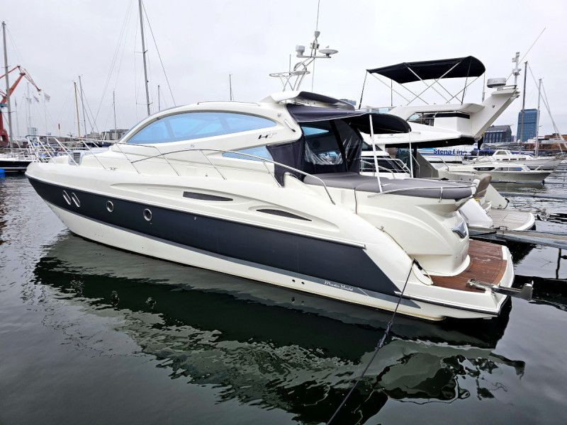 Cranchi Yachts - Cranchi 47 HT Cranchi Yachts - Cranchi 47 HT