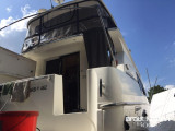 Silverton Marine - Silverton Marine 330 Sport Bridge