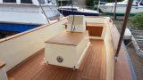 - Tuckerboot