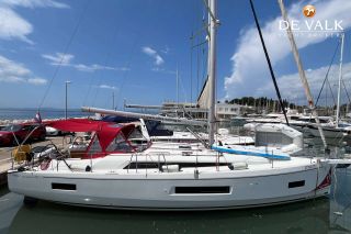 Thumbnail - Beneteau Oceanis 40.1