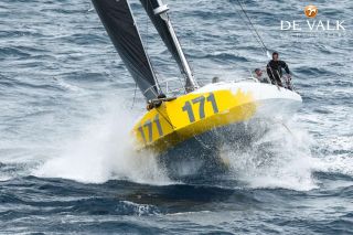 Thumbnail - Class 40