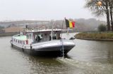  - Sailing Houseboat 32M