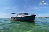  - Interboat Intender 820