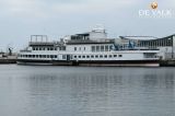 Thumbnail - Floating restaurant