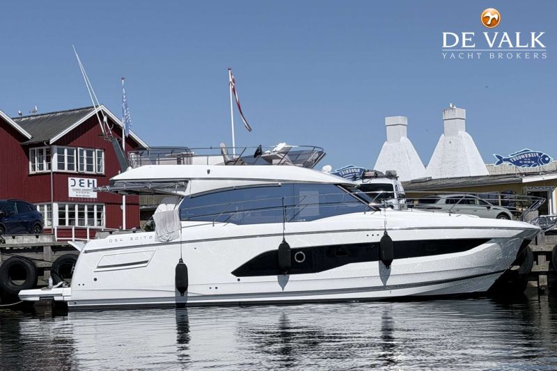 - Prestige 420 Flybridge - Prestige 420 Flybridge