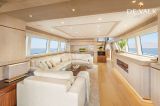 Van der Valk - Van der Valk Raised Pilothouse