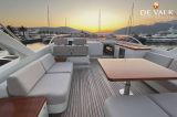 Van der Valk - Van der Valk Raised Pilothouse