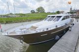  - Van den Hoven Executive 1700