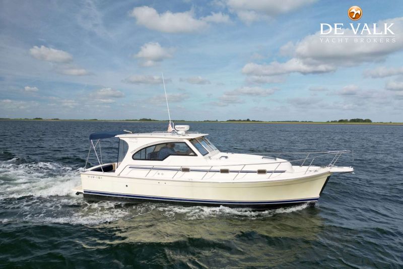 - Mainship 34 Rumrunner II - Mainship 34 Rumrunner II