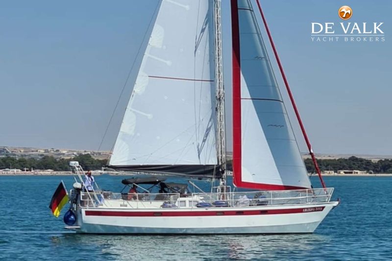- Custom Built Sloop - Custom Built Sloop