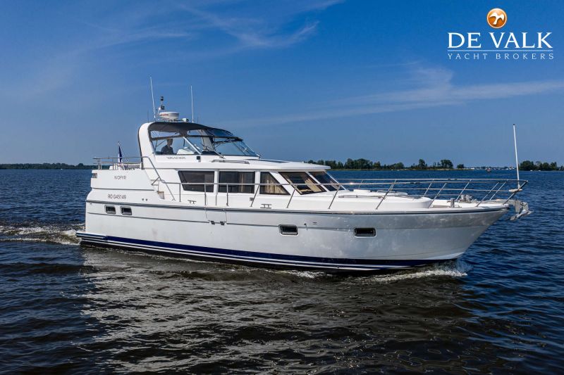 Trader Motor Yachts - Trader 42 Signature Trader Motor Yachts - Trader 42 Signature