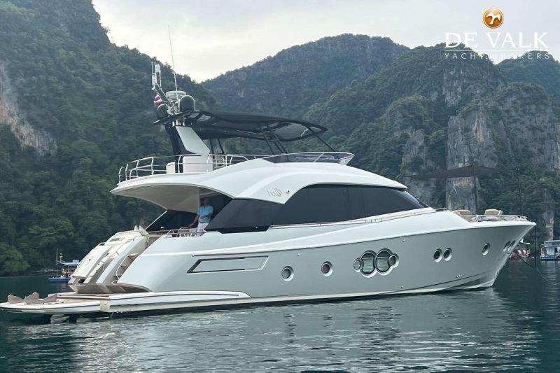 - Monte Carlo Yachts MCY 70 - Monte Carlo Yachts MCY 70