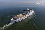  - Live aboard MY With berth in Amsterdam