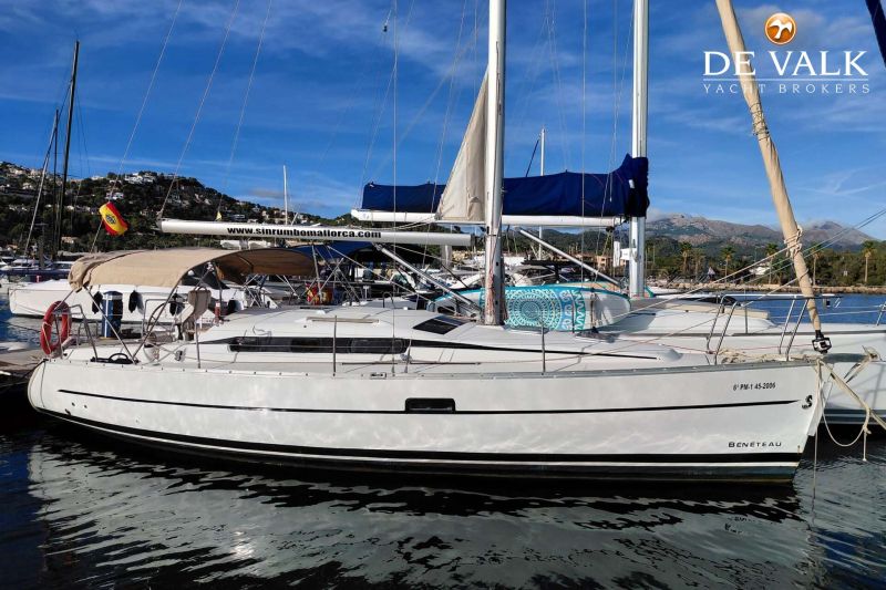 Beneteau - Beneteau Oceanis 323 Beneteau - Beneteau Oceanis 323