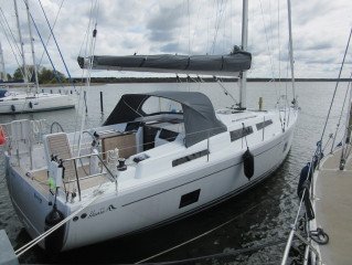 Thumbnail - Hanse 418