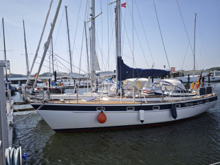 Thumbnail - Hallberg Rassy 382