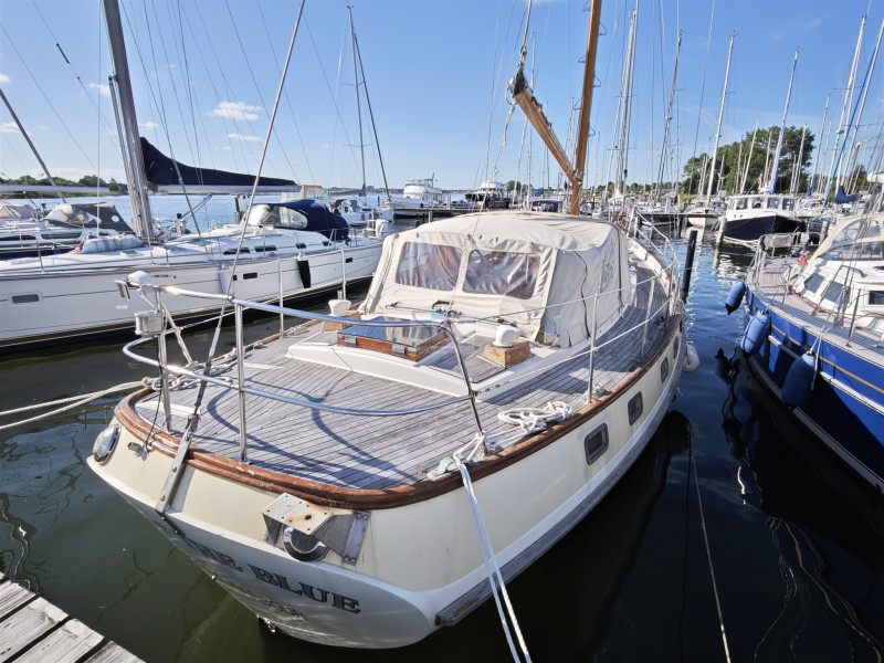 Bluewater Yachts - Vagabond 42 Bluewater Yachts - Vagabond 42