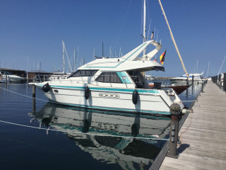 Thumbnail - Neptunus 129 Sedan