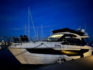 Thumbnail - Galeon 400 Fly