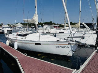 Thumbnail - Beneteau Oceanis 320