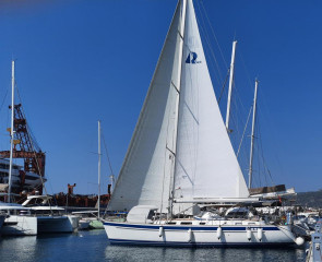 Thumbnail - HALLBERG RASSY 48