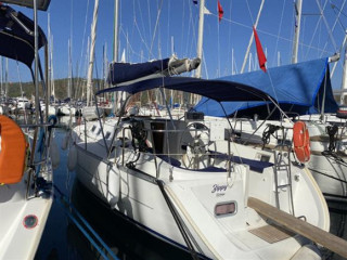 Thumbnail - BENETEAU OCEANIS 323