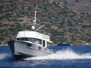 Thumbnail - Beneteau Swift Trawler 44