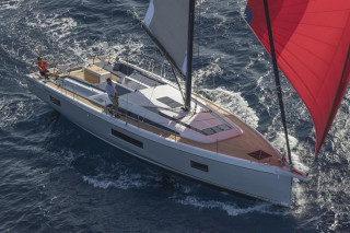 Thumbnail - Beneteau Oceanis 51.1