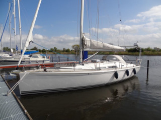 Thumbnail - Hanse 400