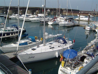 Thumbnail - Dufour 38 Classic