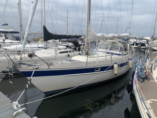 Thumbnail - Hallberg-Rassy 352