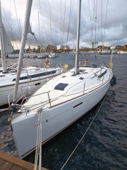 Thumbnail - Sun Odyssey 449