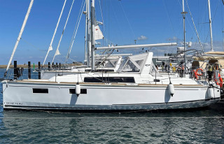 Thumbnail - Beneteau Oceanis 35.1