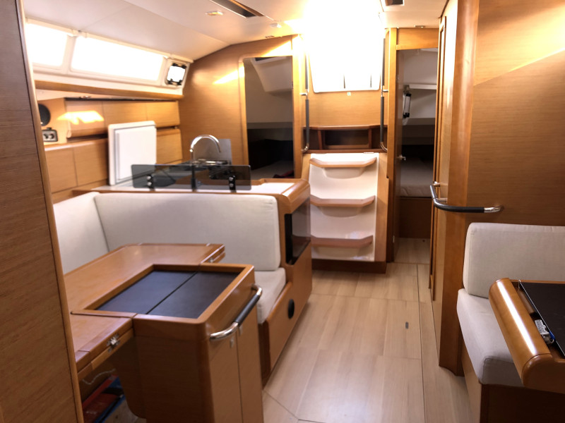 Sun Odyssey 409