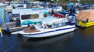 Thumbnail - Bayliner 2556 Fly