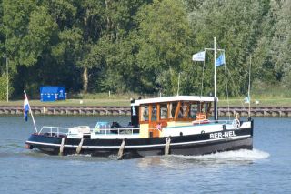 Thumbnail - Sleepboot Amsterdammer