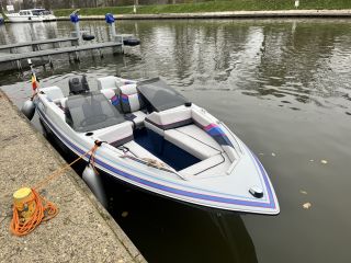 Thumbnail - Bayliner Capri Bowrider