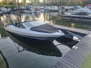 Thumbnail - Bayliner Capri 2050 Bowrider