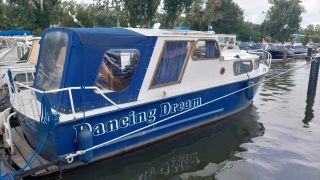 Thumbnail - Jen V-kruiser Salonboot