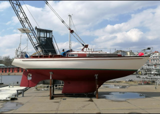 Thumbnail - Hallberg-Rassy Mistral 33