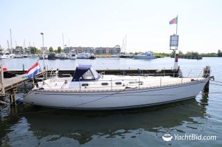 Thumbnail - Dufour 41 Classic